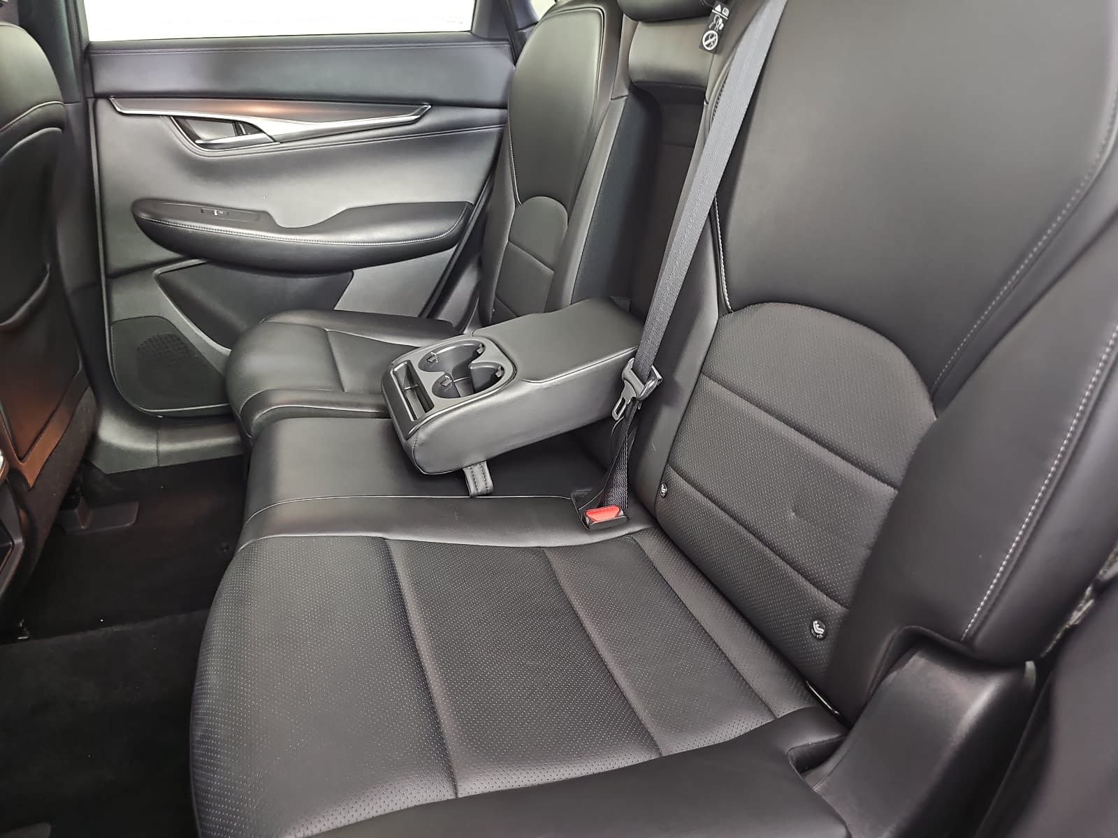 Used 2023 INFINITI QX55 Luxe w/ Cargo Package AWD/4WD image 14