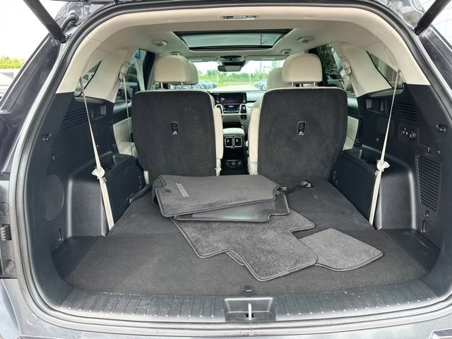 Used 2023 Kia Sorento EX w/ Panoramic Sunroof Package FWD image 11