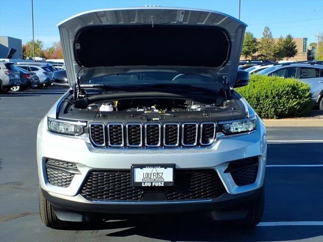 New 2025 Jeep Grand Cherokee 4WD image 22