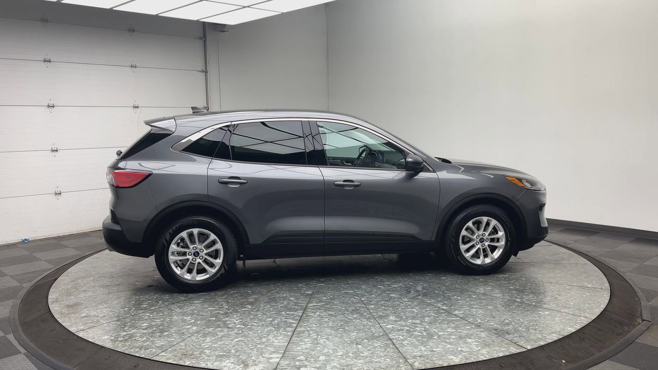 Certified 2021 Ford Escape SE image 34