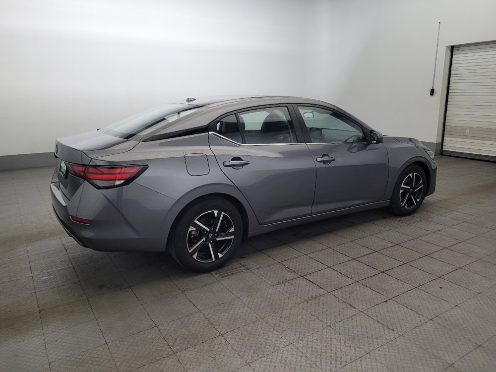 Used 2025 Nissan Sentra SV FWD image 10