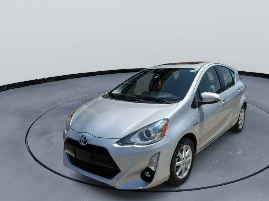 Used 2016 Toyota Prius C Four w/ Preferred Accessory Package FWD image 3