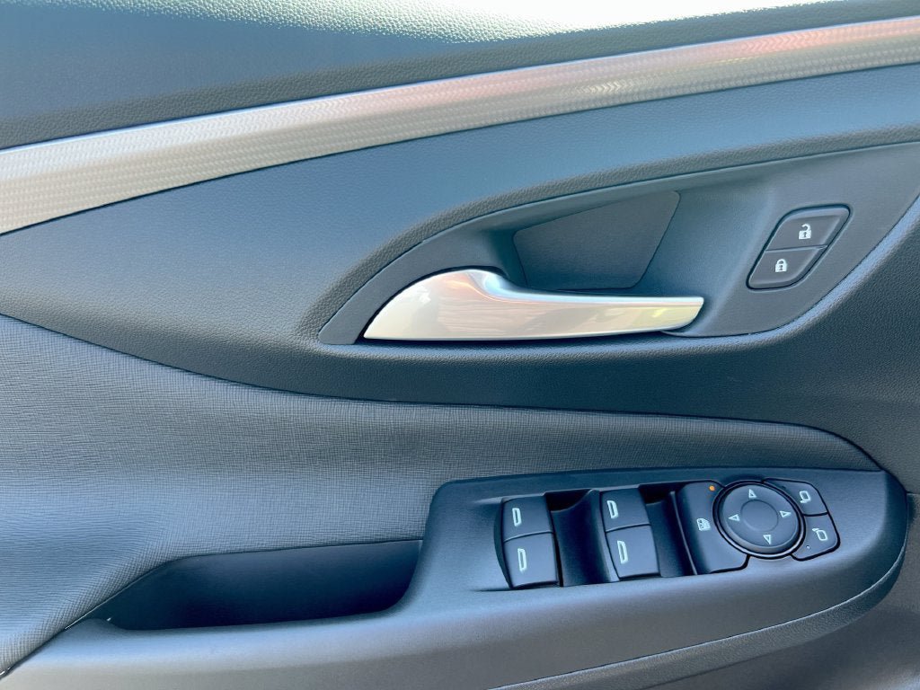 New 2026 Buick Envista Sport Touring FWD image 20