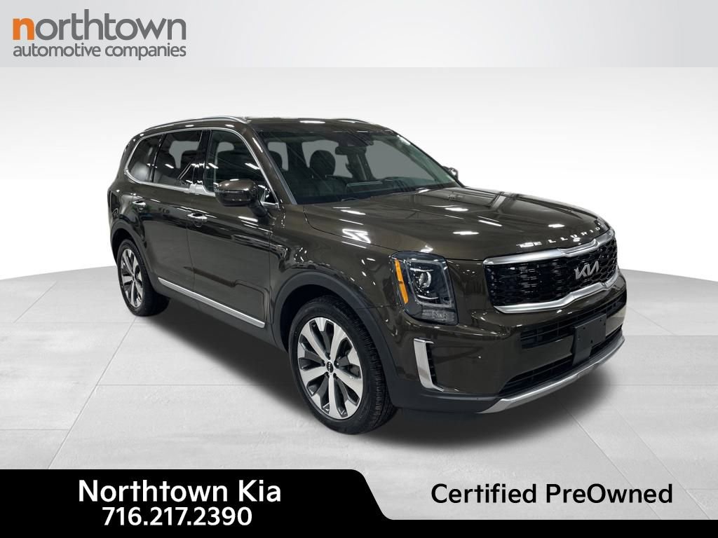 Certified 2022 Kia Telluride S image 3
