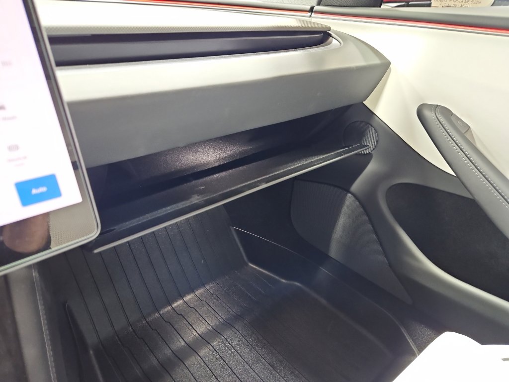 Used 2025 Tesla Model 3 Performance AWD/4WD image 19