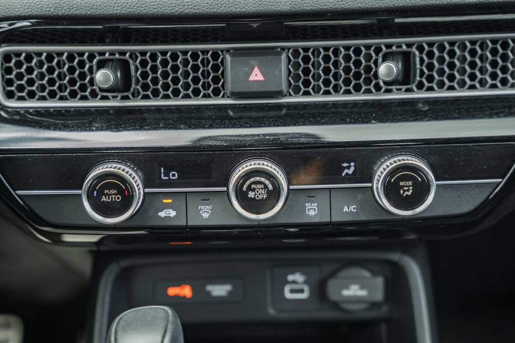 Used 2023 Honda Civic Sport image 21