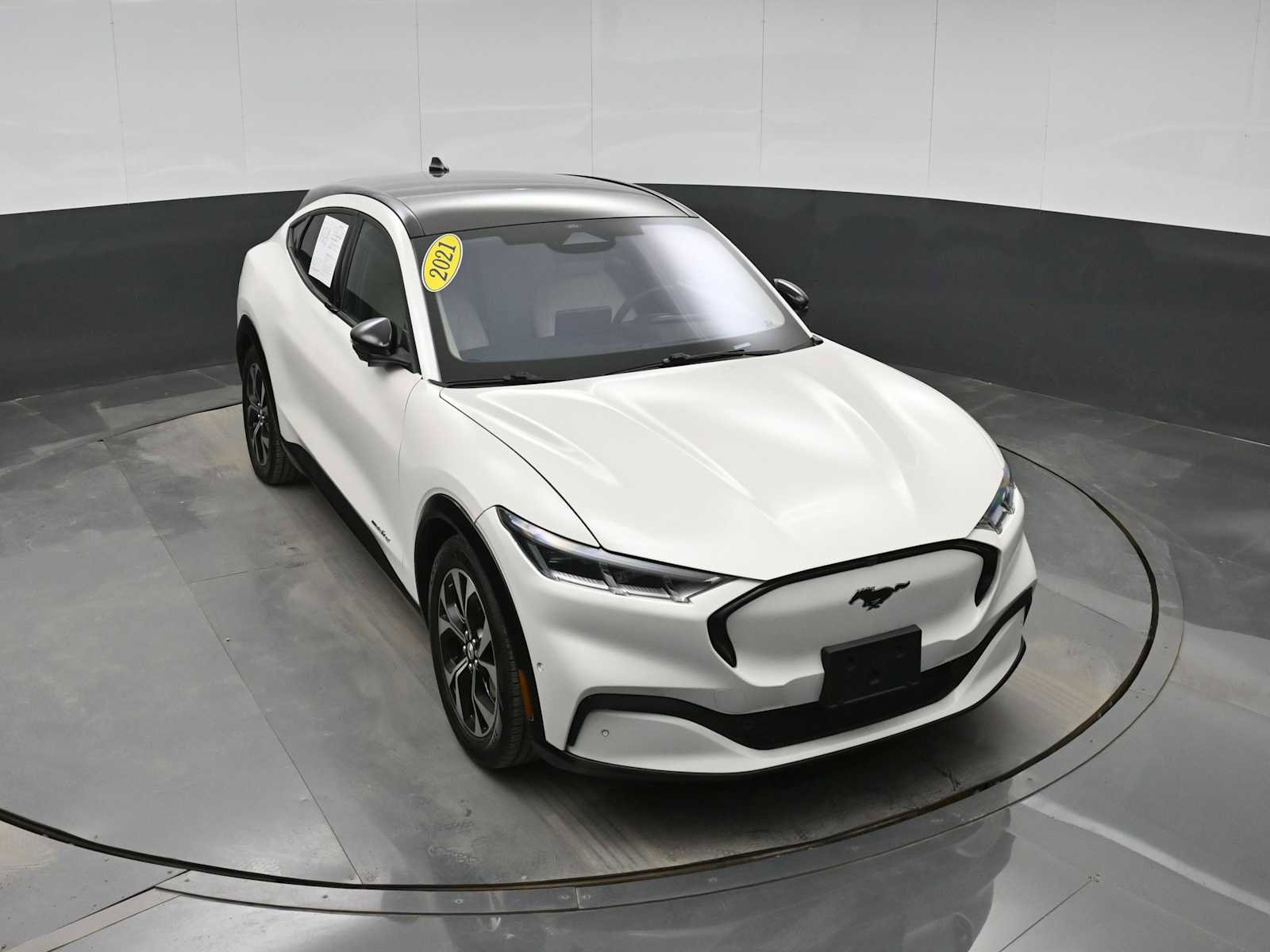 Used 2021 Ford Mustang Mach-E Premium image 19