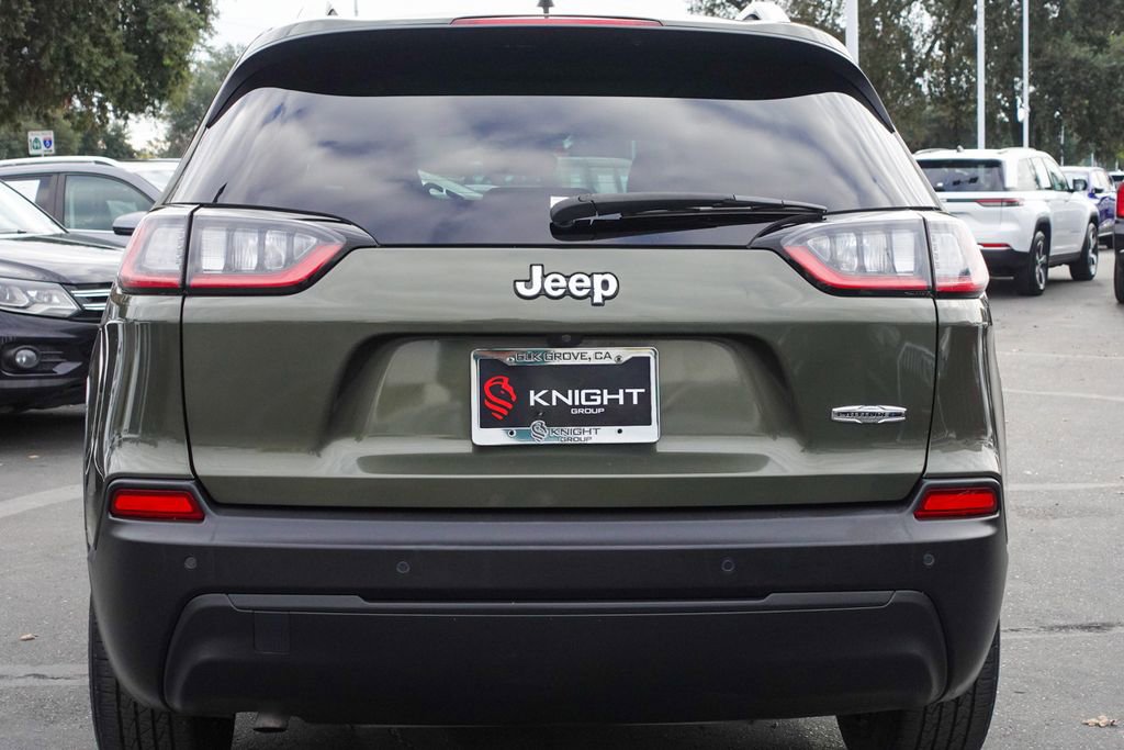 Used 2021 Jeep Cherokee Latitude Plus w/ Sun & Sound Group image 9