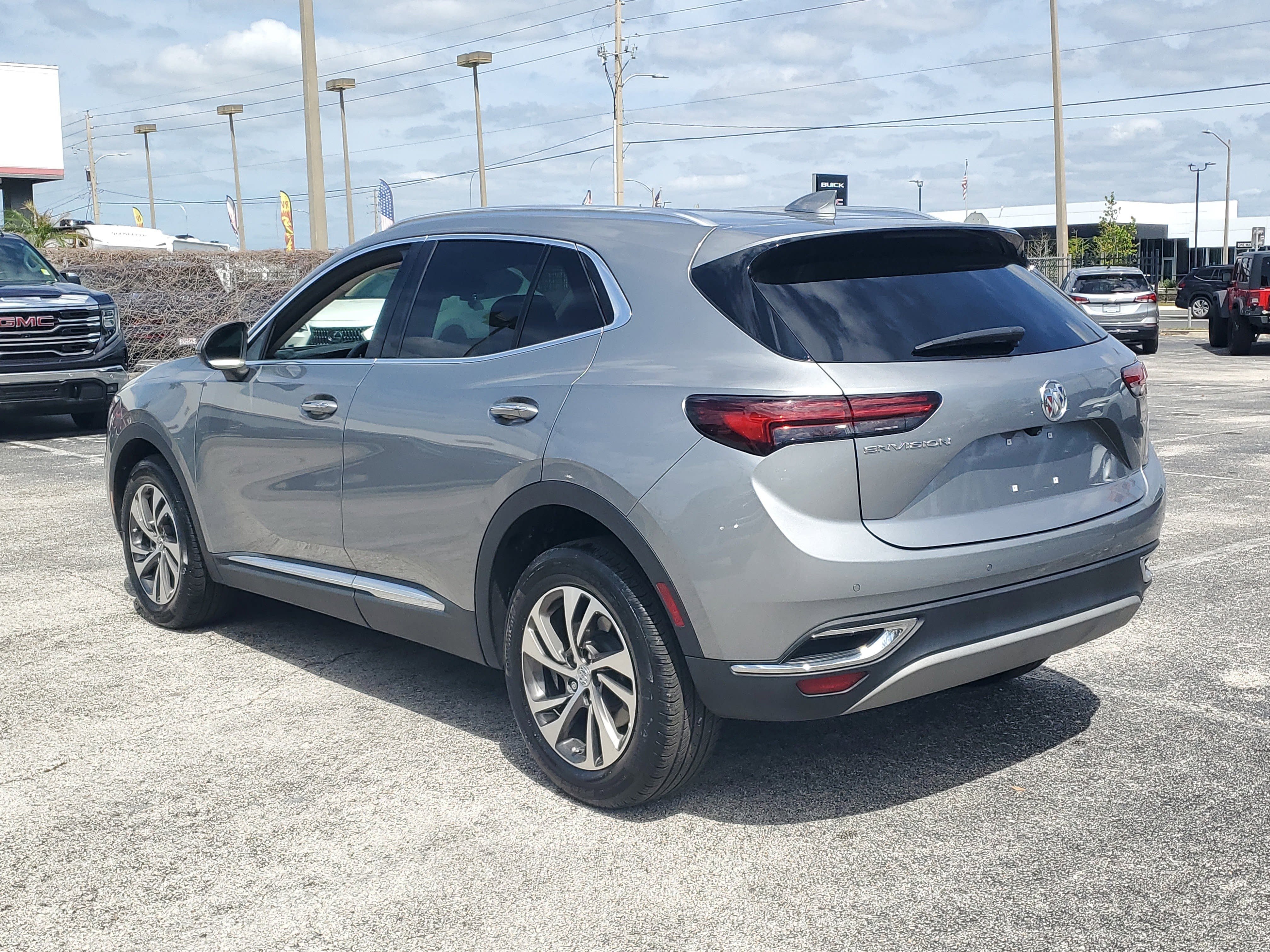 Used 2023 Buick Envision Essence FWD image 8