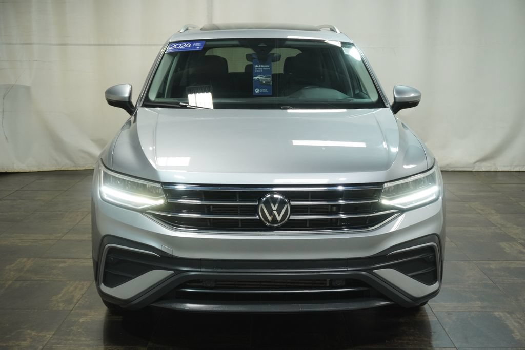 Certified 2024 Volkswagen Tiguan SE AWD/4WD image 9