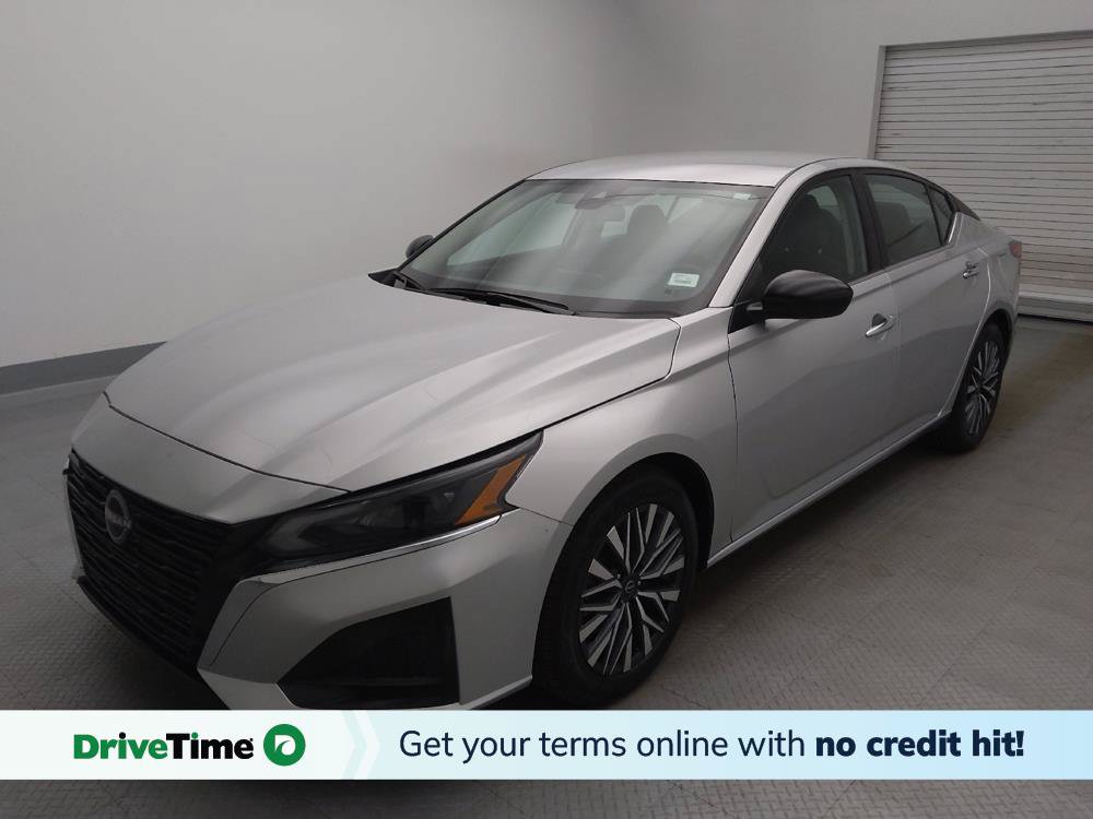 Used 2025 Nissan Altima 2.5 SV FWD image 1