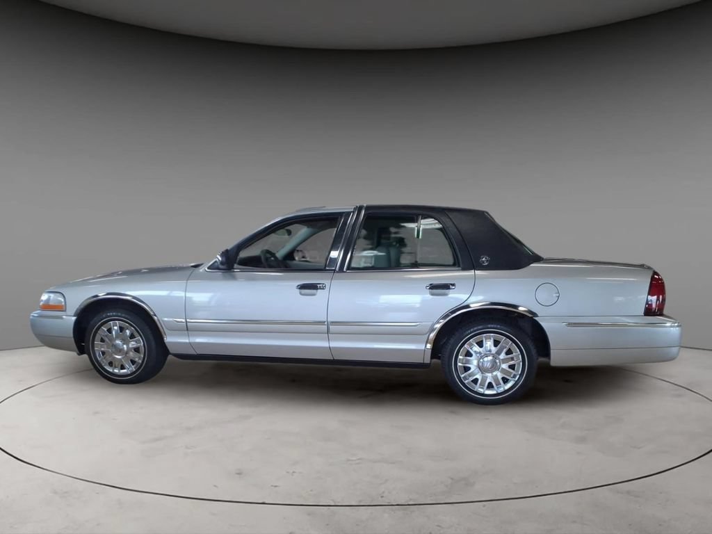 Used 2005 Mercury Grand Marquis GS RWD image 11