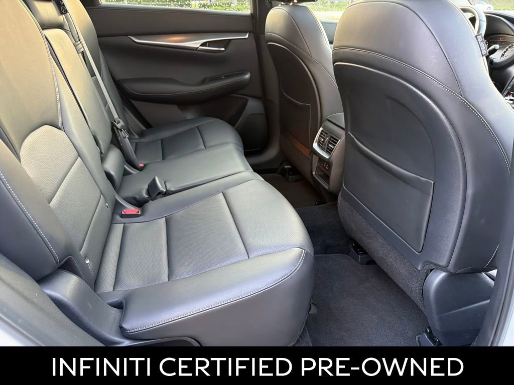 Certified 2024 INFINITI QX50 Luxe w/ Accent Package image 34