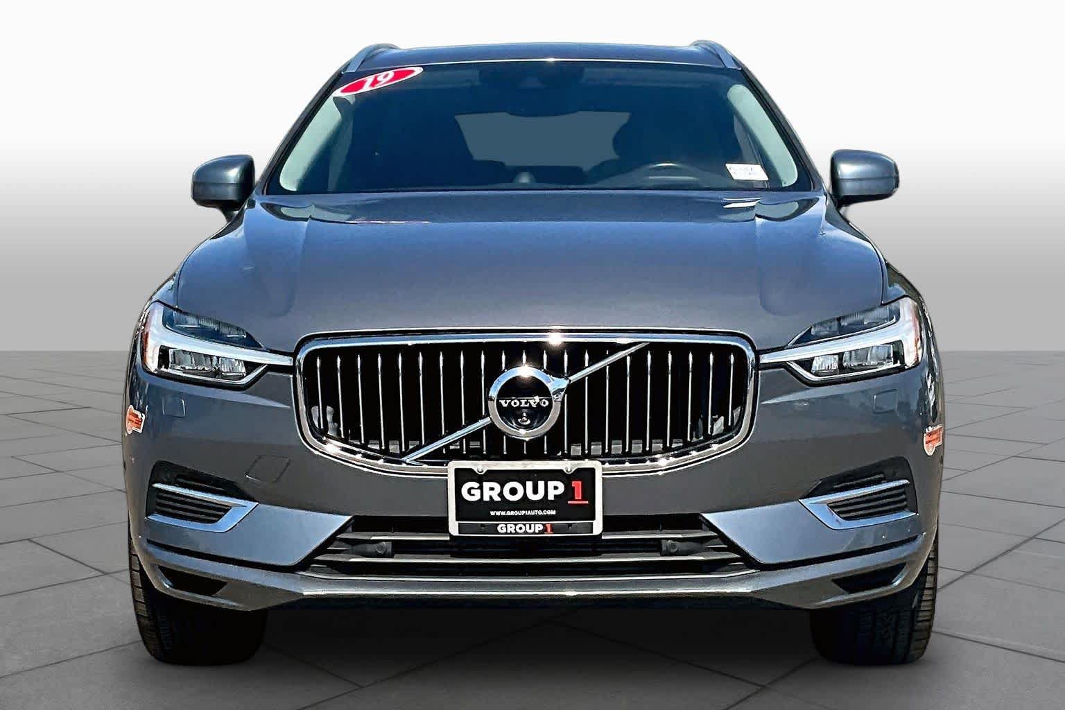 Used 2019 Volvo XC60 T8 Inscription w/ Advanced Package AWD/4WD image 3