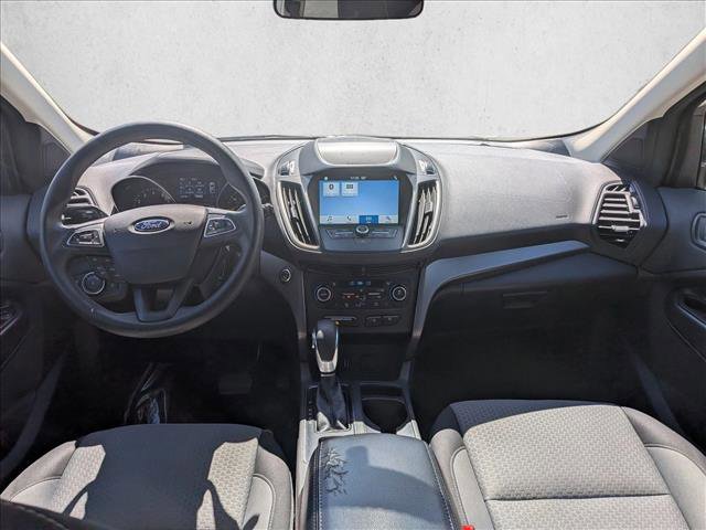 Used 2019 Ford Escape SE image 16