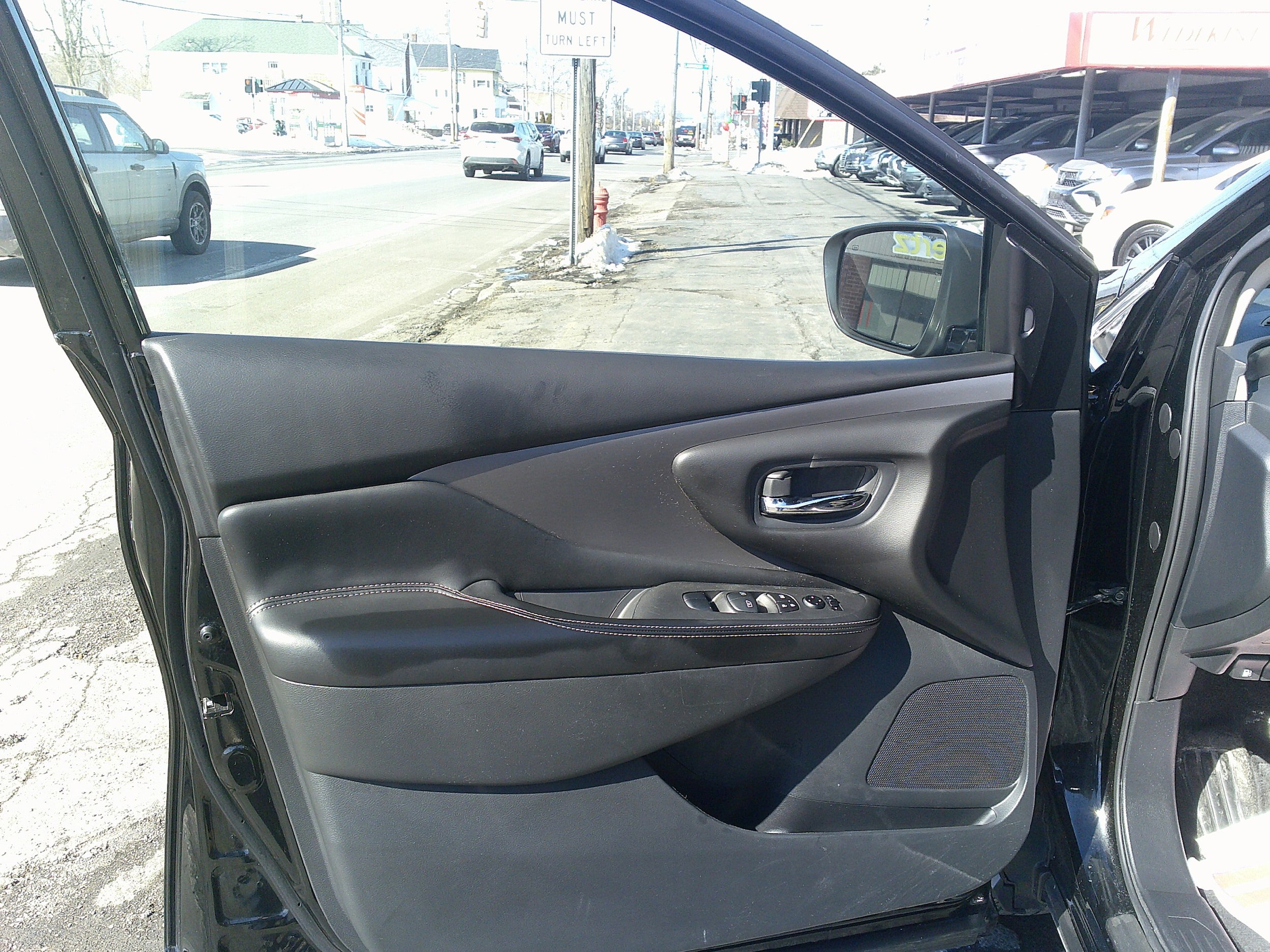 Used 2024 Nissan Murano SV w/ SV Midnight Edition Package AWD/4WD image 15