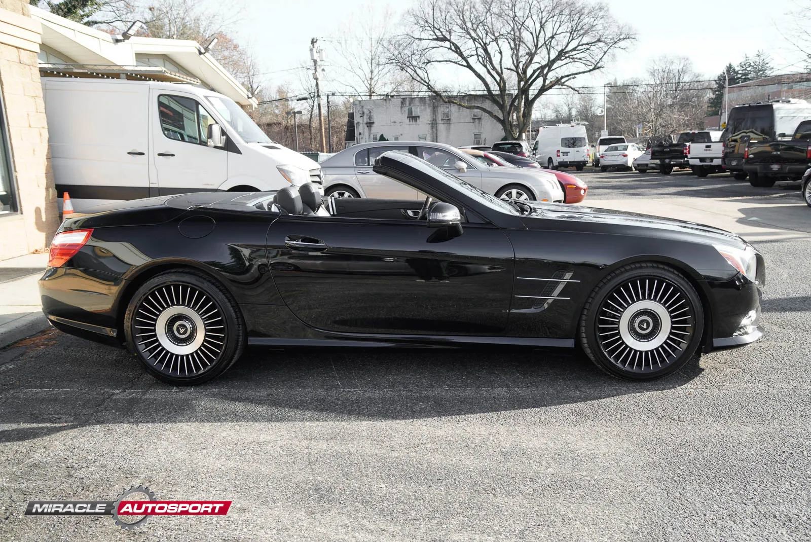 Used 2013 Mercedes-Benz SL 550 w/ Premium Pkg image 8