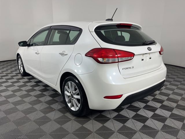 Used 2017 Kia Forte LX w/ Option Group 020 image 7