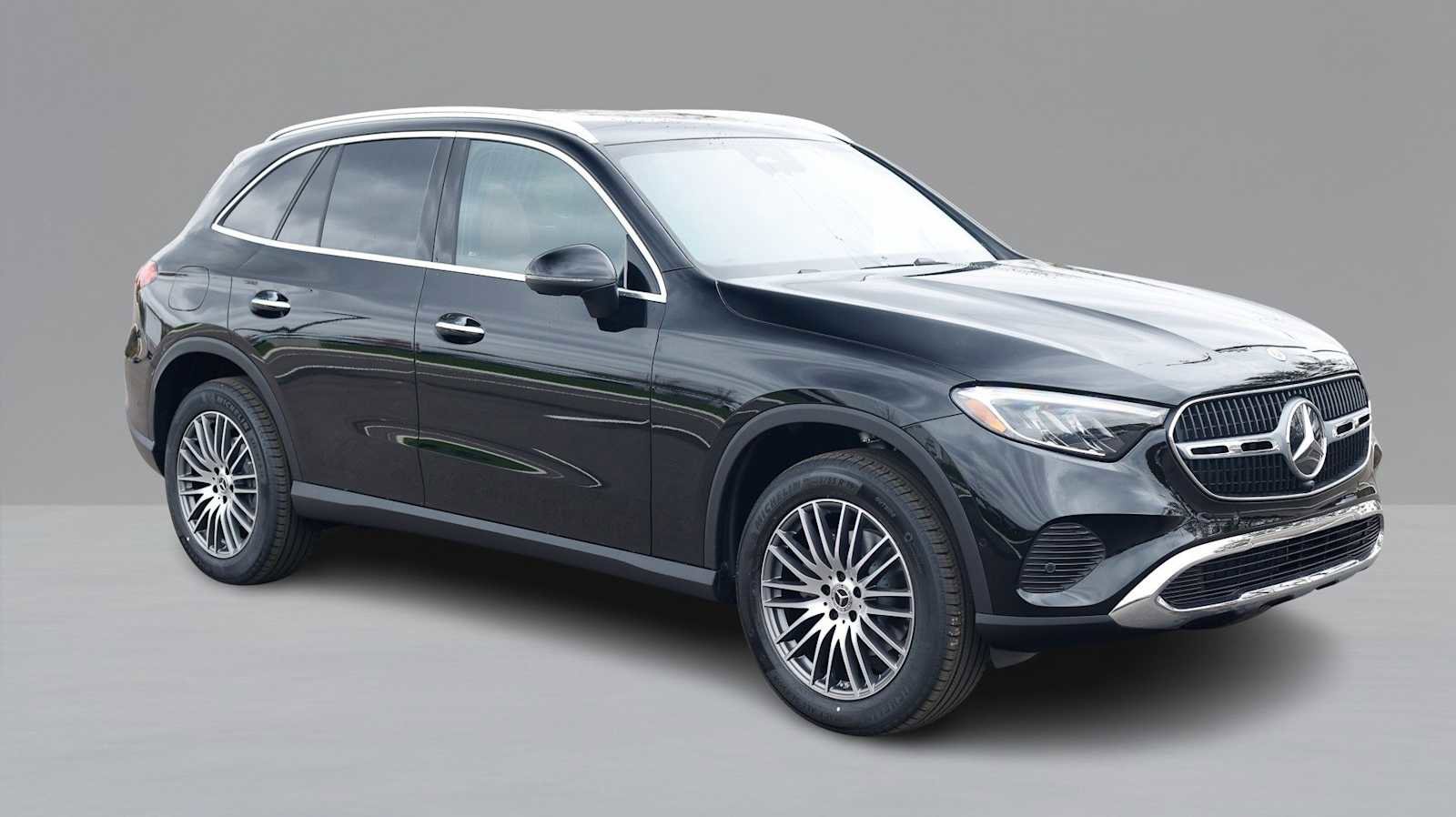 New 2026 Mercedes-Benz GLC 300 4MATIC image 3