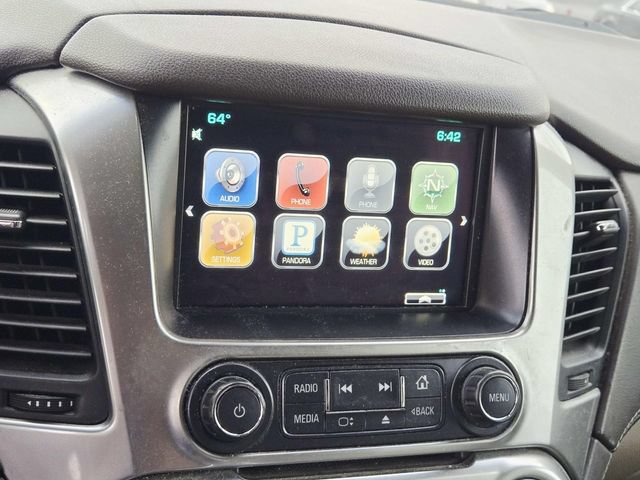 Used 2015 Chevrolet Suburban LT RWD image 11