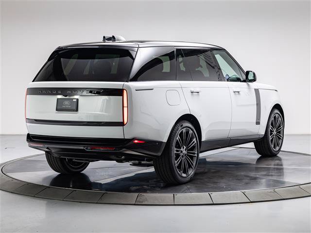 New 2027 Land Rover Range Rover Long Wheelbase SE AWD/4WD image 5