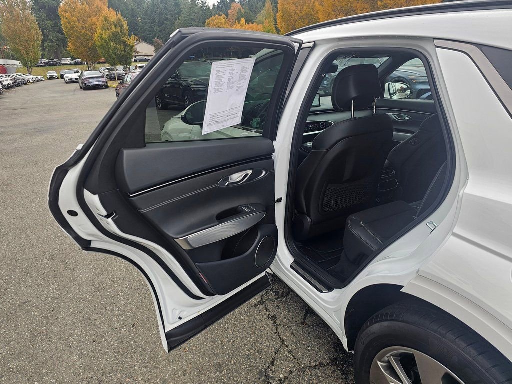 Certified 2025 Genesis GV70 3.5T Sport image 22