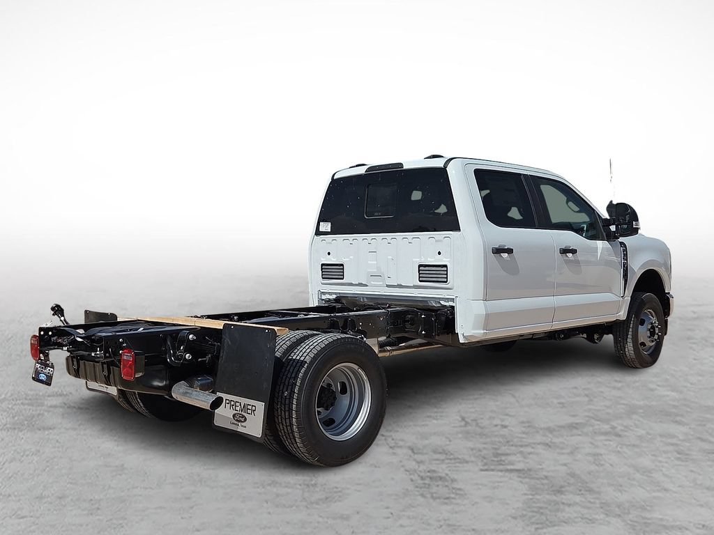 New 2026 Ford F350 XL w/ XL Chrome Package AWD/4WD image 11