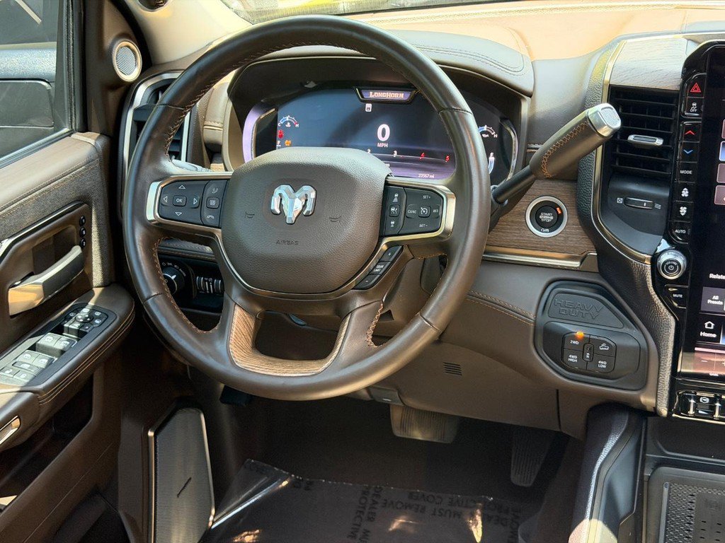Used 2025 RAM 2500 Limited AWD/4WD image 12