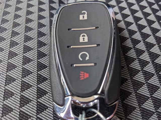 Used 2025 Chevrolet Trax LT FWD image 32