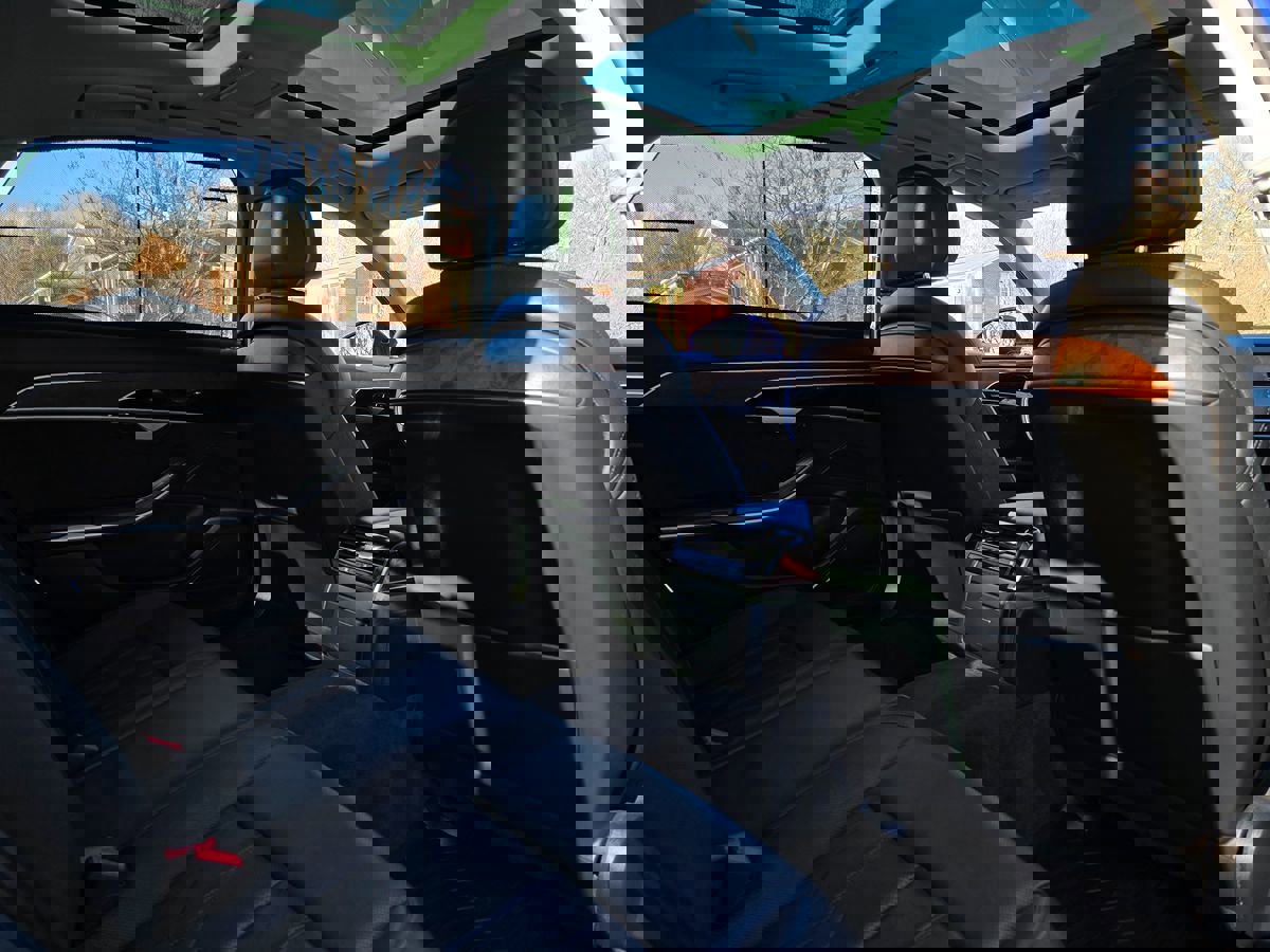 Used 2021 Audi A8 L 3.0T w/ Executive Plus Package image 19