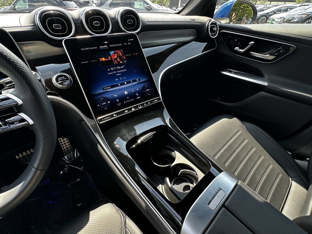 Certified 2025 Mercedes-Benz GLC 300 4MATIC w/ AMG Line image 31