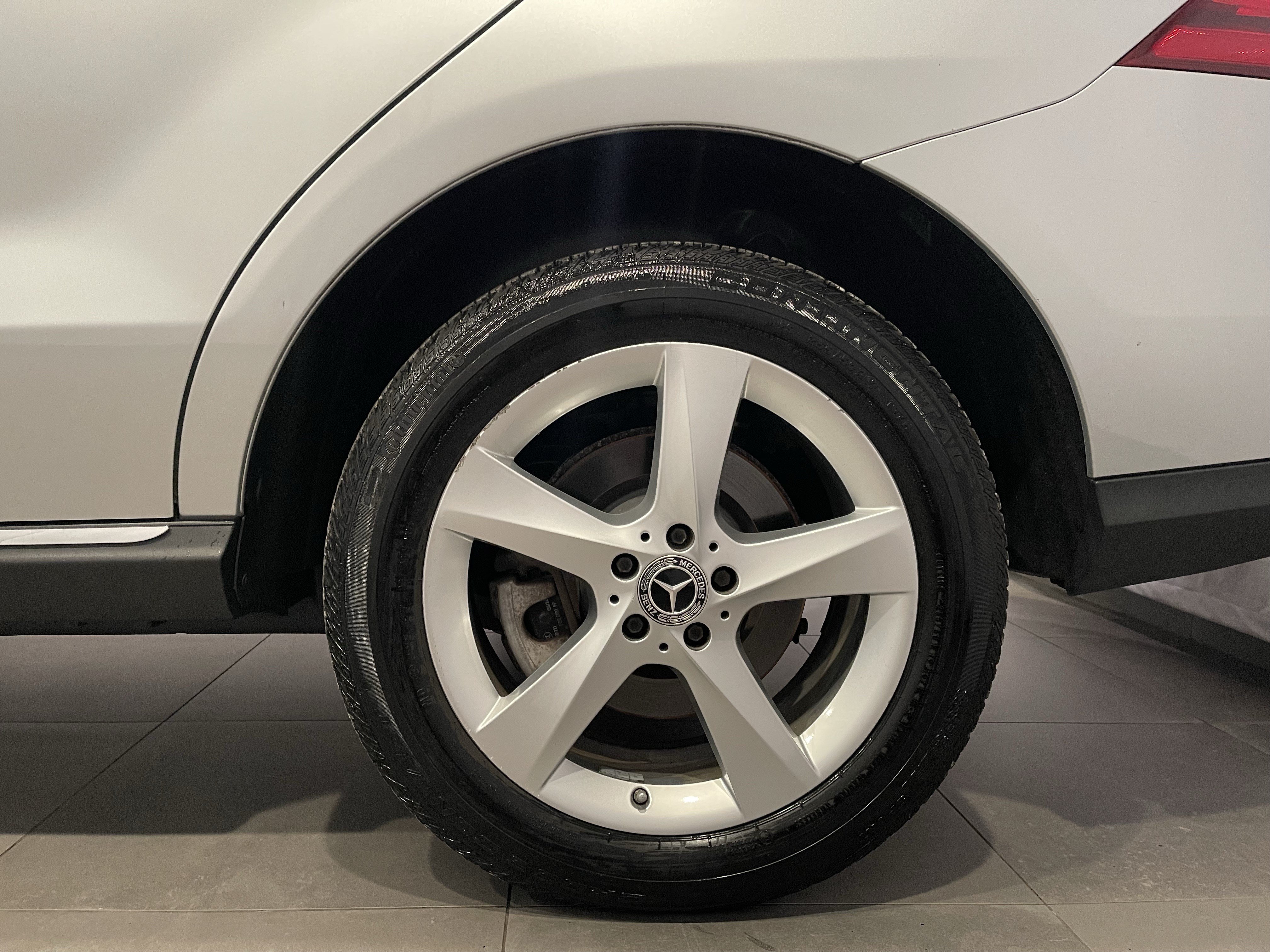 Used 2019 Mercedes-Benz GLE 400 4MATIC image 8