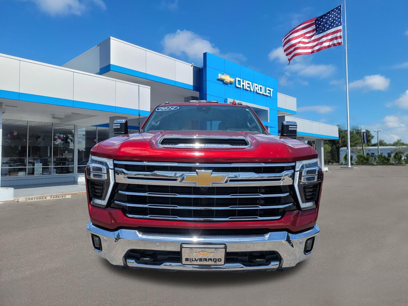 Used 2024 Chevrolet Silverado 2500 LTZ w/ LTZ Premium Package AWD/4WD image 8