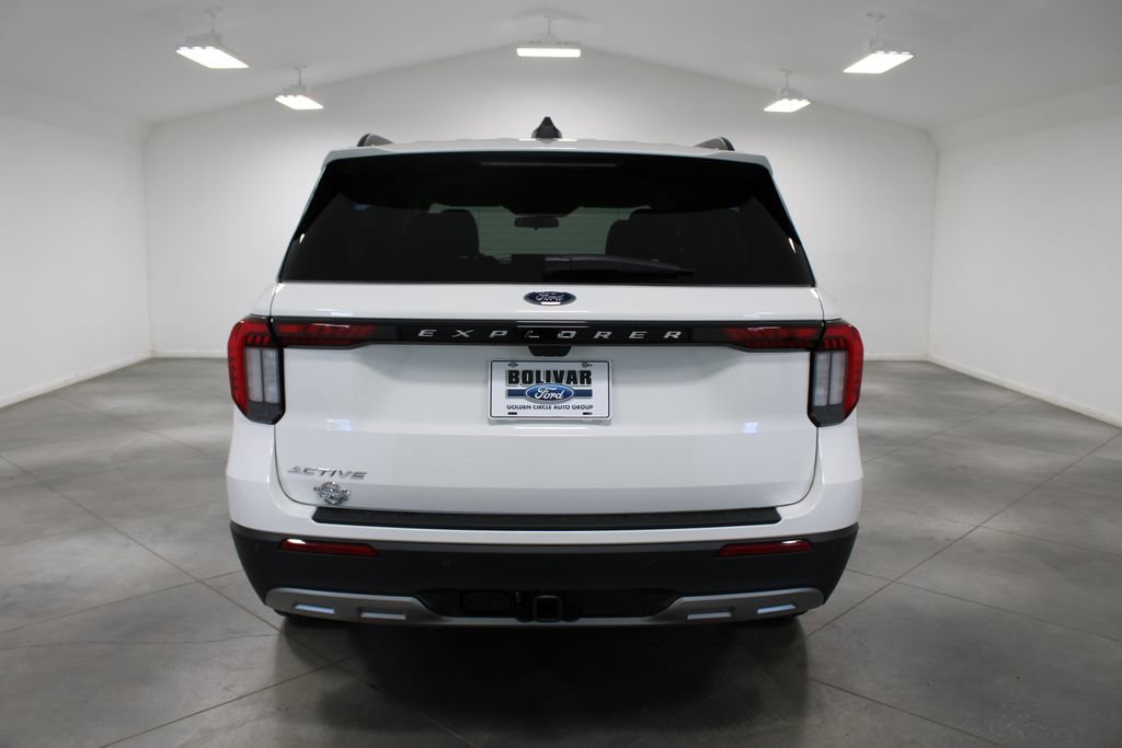 New 2025 Ford Explorer Active w/ Active Comfort Package image 8