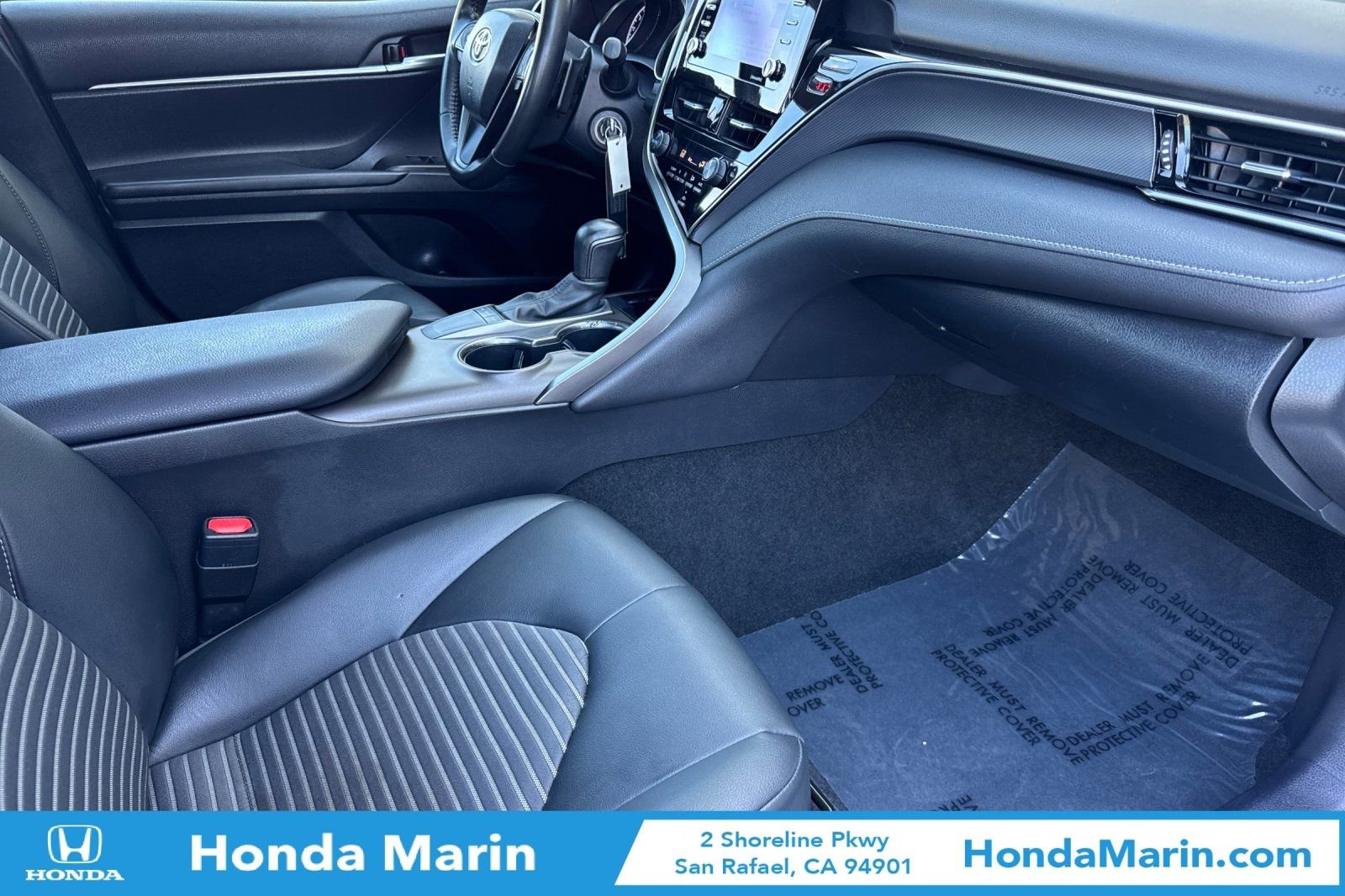 Used 2023 Toyota Camry SE image 19