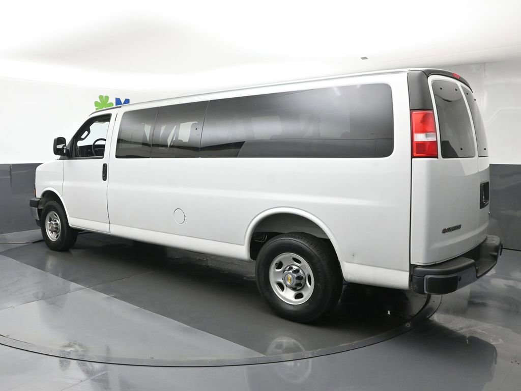 Used 2025 Chevrolet Express 3500 LT w/ LT Preferred Equipment Group RWD image 22