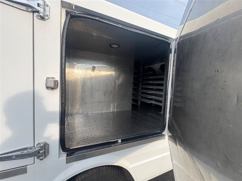 Used 2014 Chevrolet Express 3500 RWD image 38