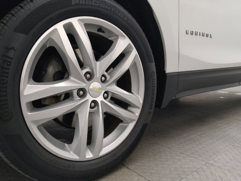 Used 2018 Chevrolet Equinox Premier FWD image 31