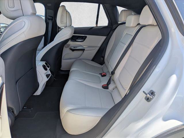 Used 2026 Mercedes-Benz GLC 300 4MATIC image 19