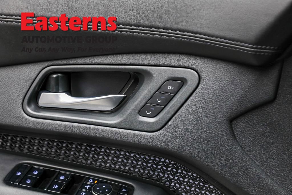 Used 2024 Nissan Ariya AWD image 20