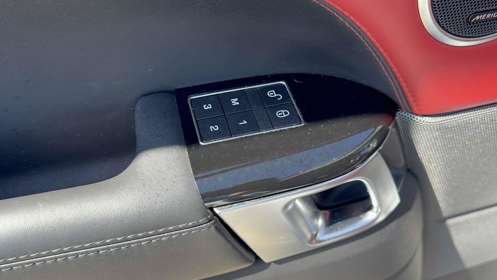 Used 2019 Land Rover Range Rover Sport HSE Dynamic AWD/4WD image 23