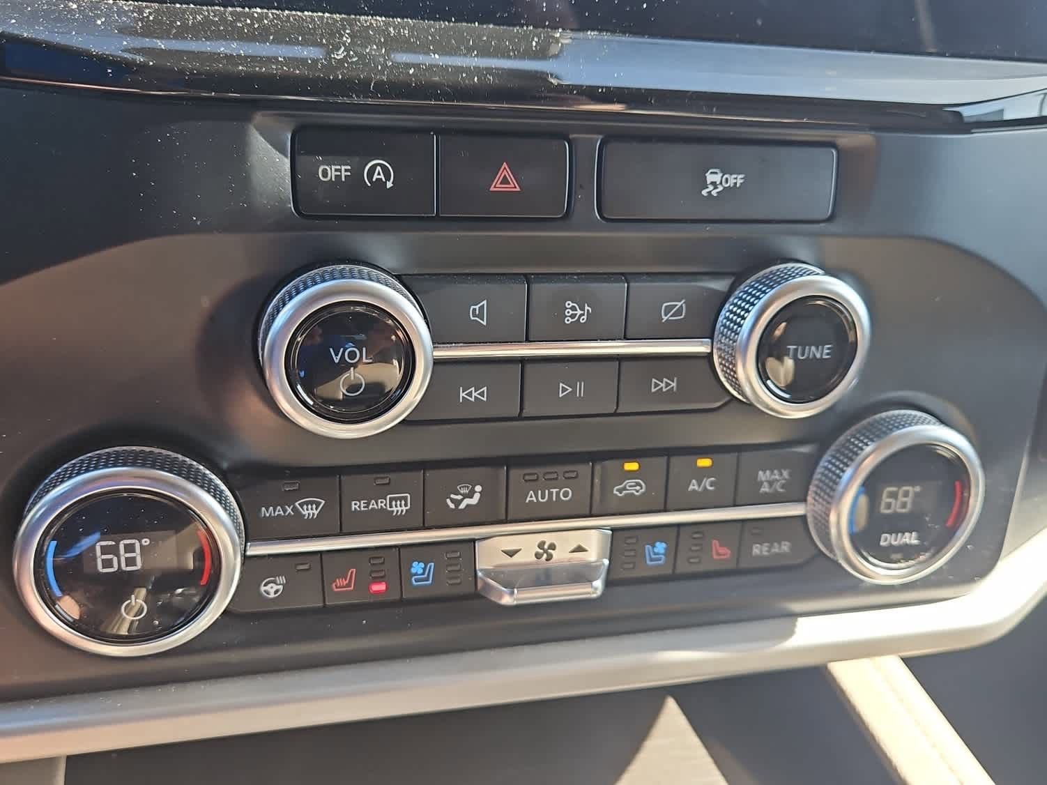 Used 2024 Ford Expedition Max Limited image 17