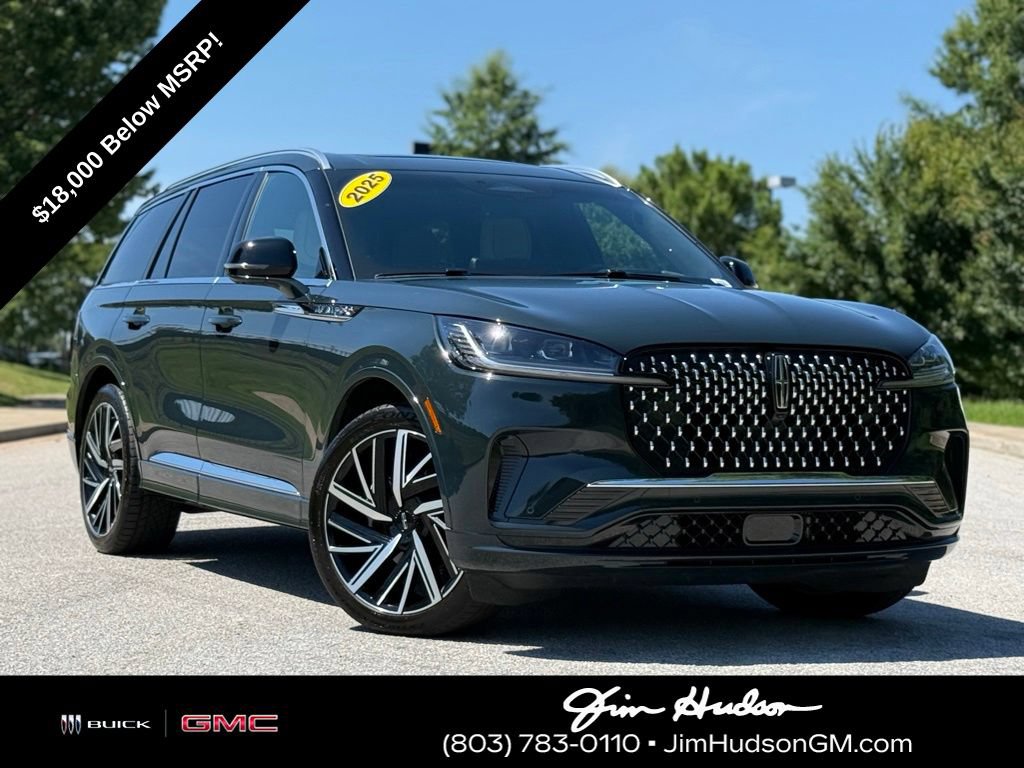 Used 2025 Lincoln Aviator Black Label AWD/4WD image 1