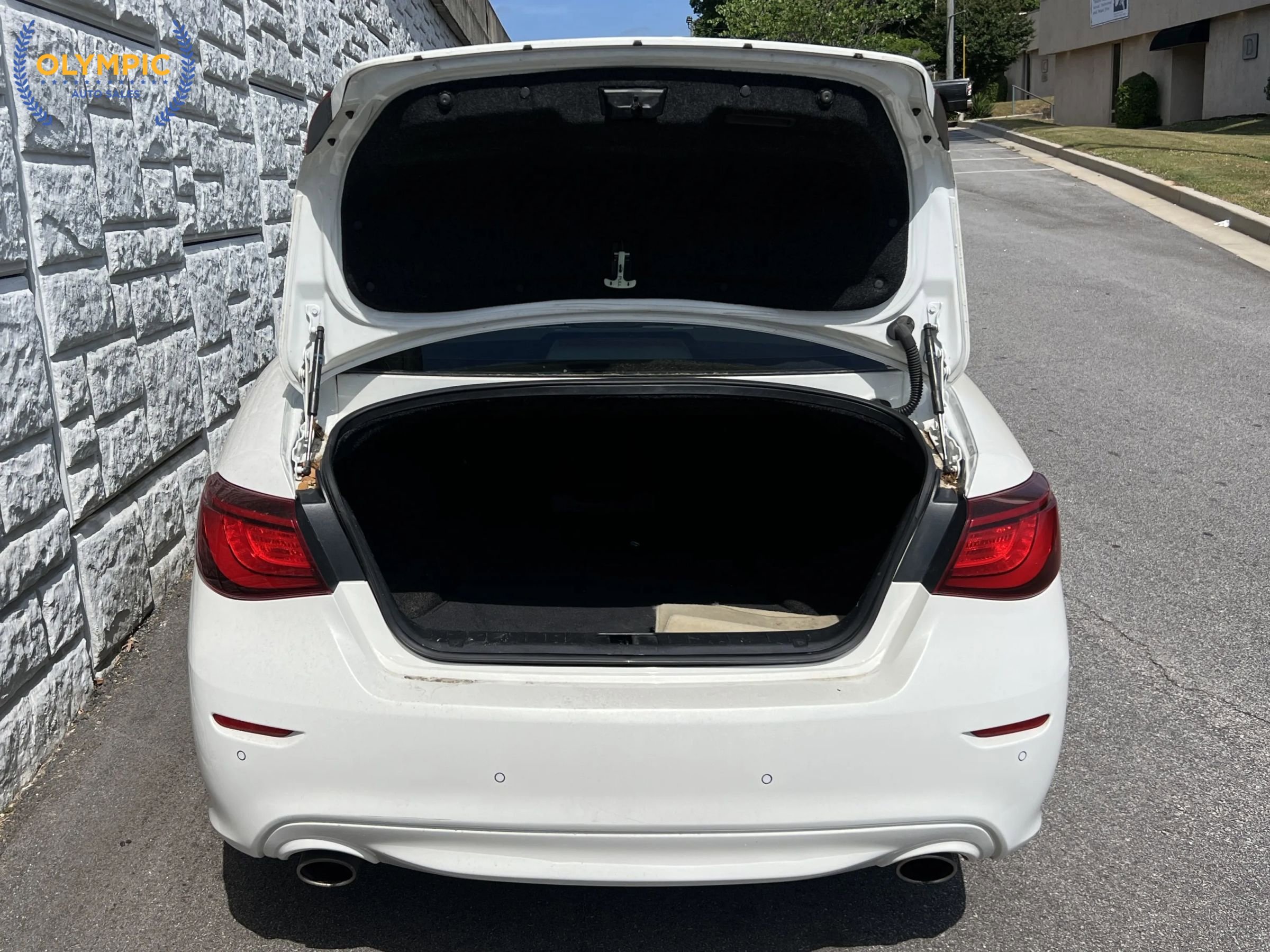 Used 2015 INFINITI Q70 3.7 RWD image 51