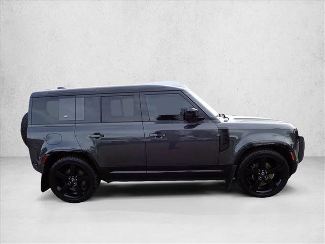 Used 2024 Land Rover Defender 110 V8 image 5