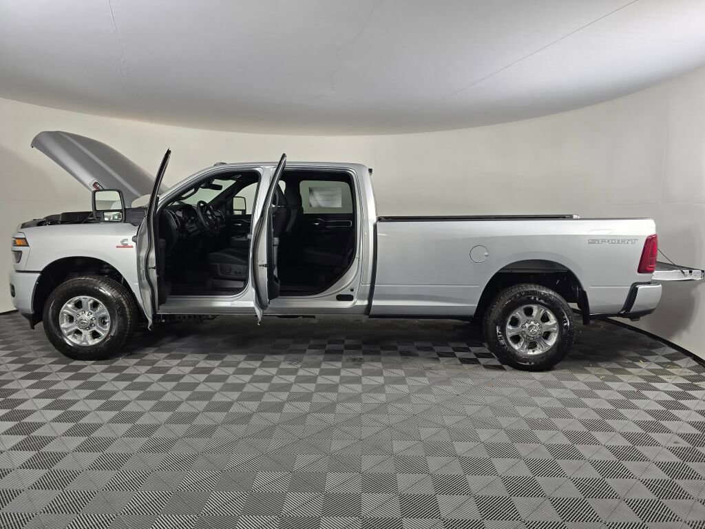 New 2026 RAM 3500 Big Horn image 15