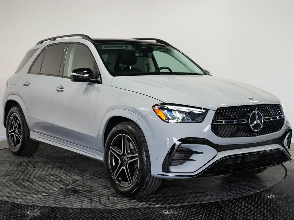 Used 2024 Mercedes-Benz GLE 450e 4MATIC image 3