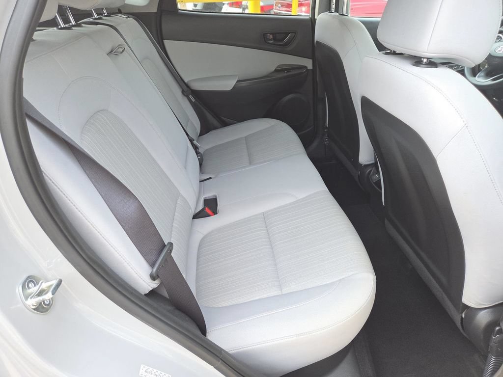 Used 2023 Hyundai Kona SEL FWD image 17