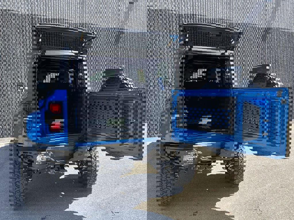 New 2026 Ford Bronco Raptor w/ Interior Carbon Fiber Pack image 18