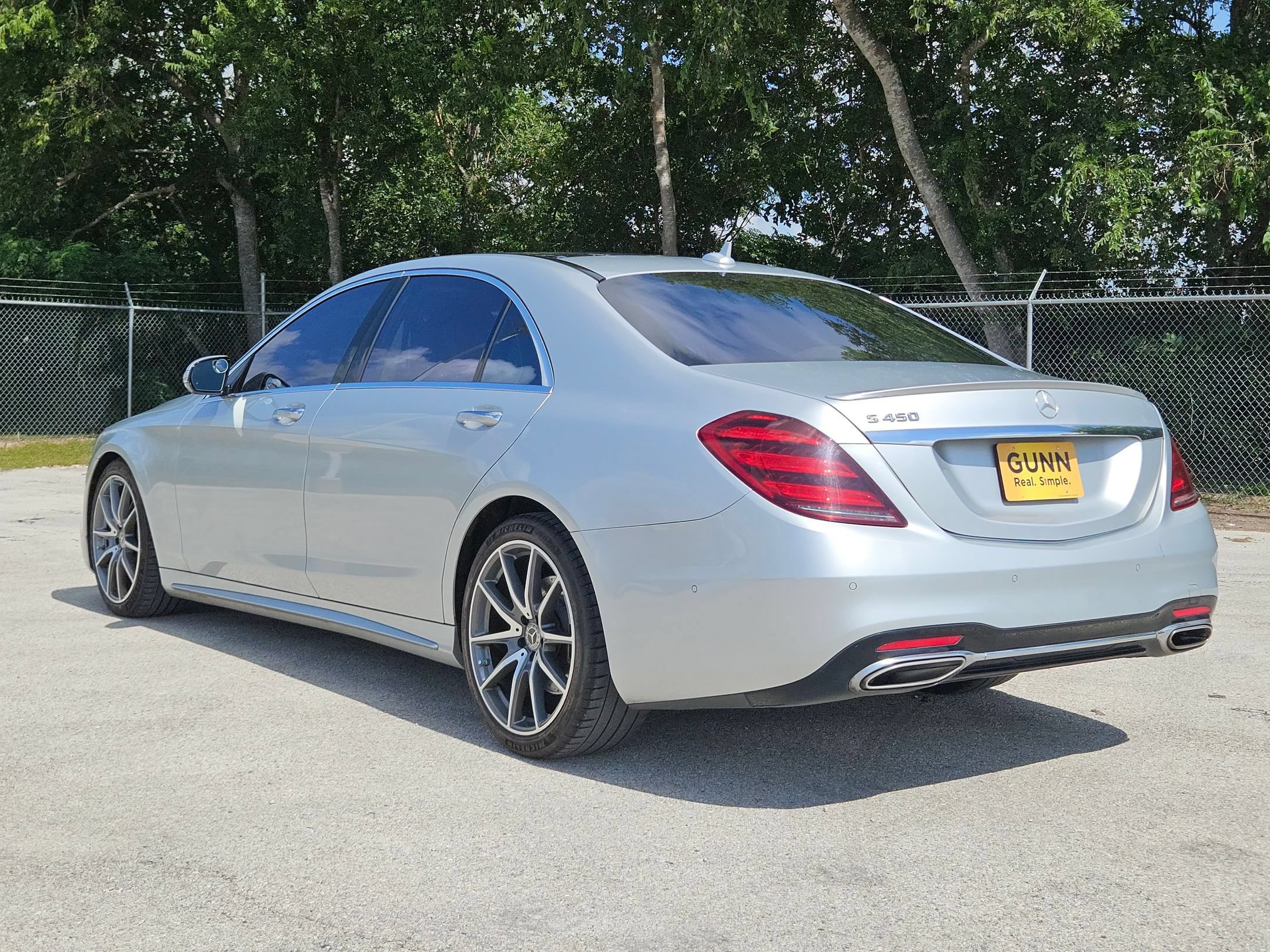 Used 2019 Mercedes-Benz S 450 Sedan image 5